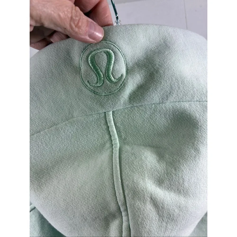 Lululemon 1/2 Zip Scuba Hoodie in Mint Green Size XL/XXL